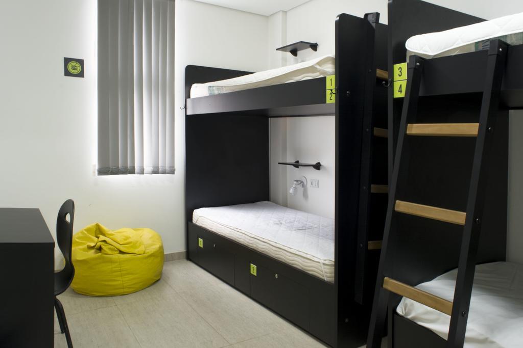 Aki Hostel São Paulo Exteriör bild