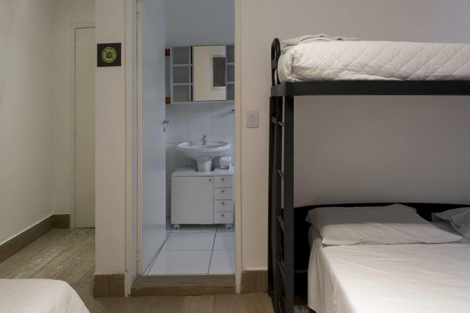 Aki Hostel São Paulo Exteriör bild